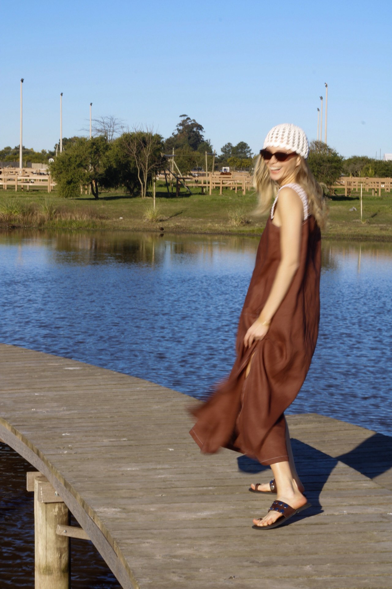Vestido 24/7 lino y cuero