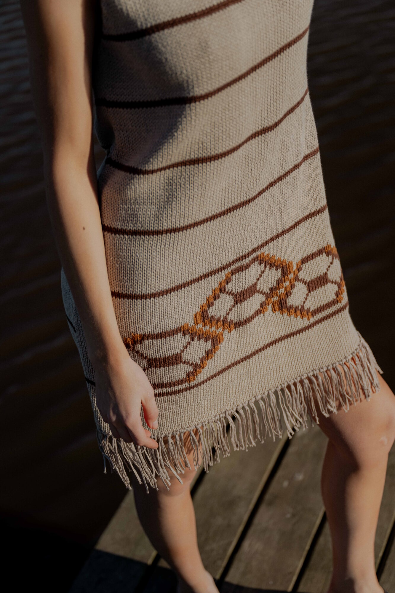 Vestido tejido y cuero etnic