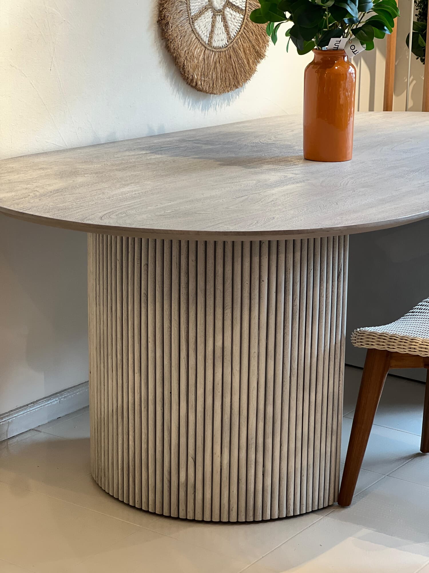 Mesa de comedor acacia