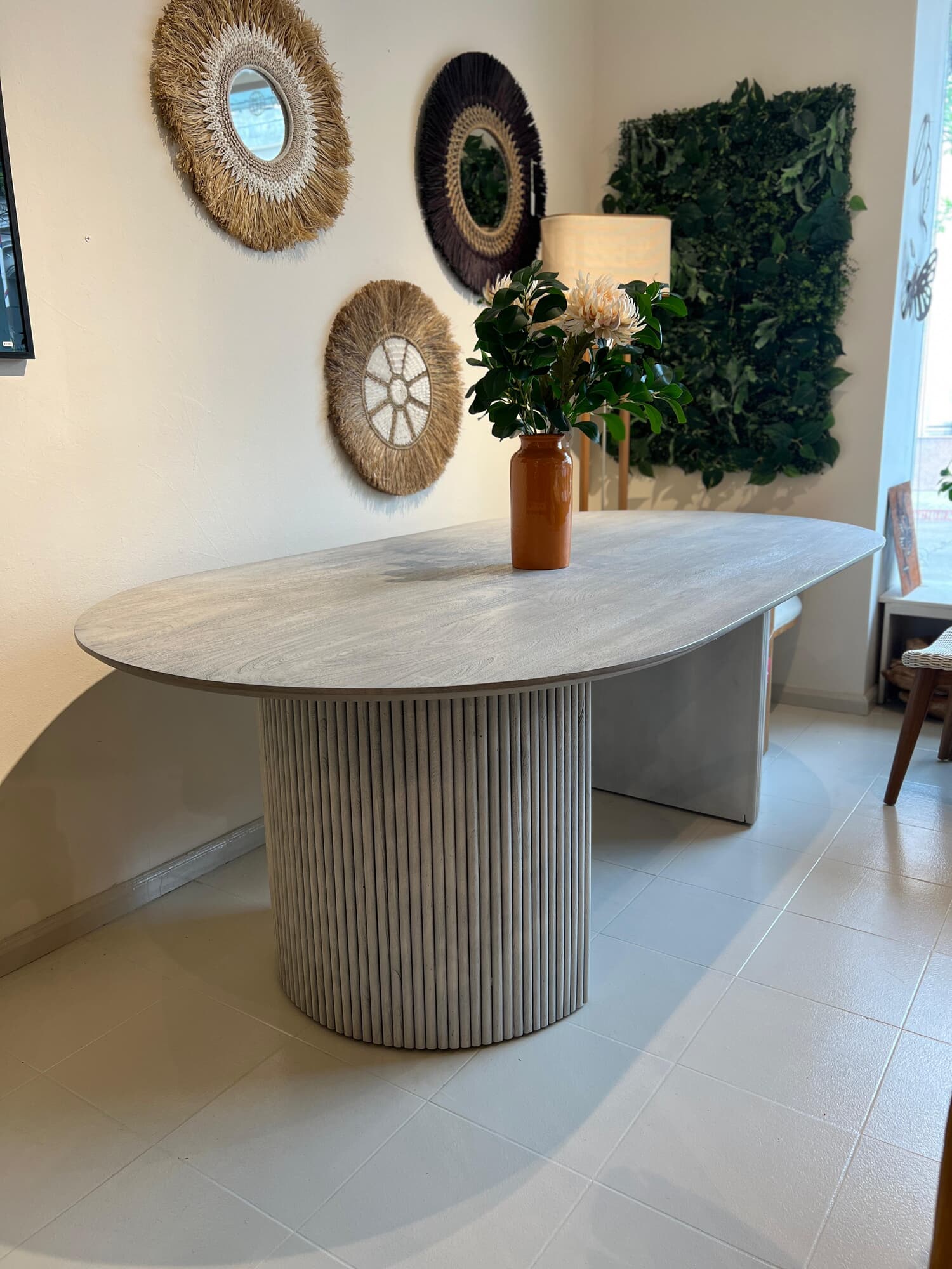 Mesa de comedor acacia