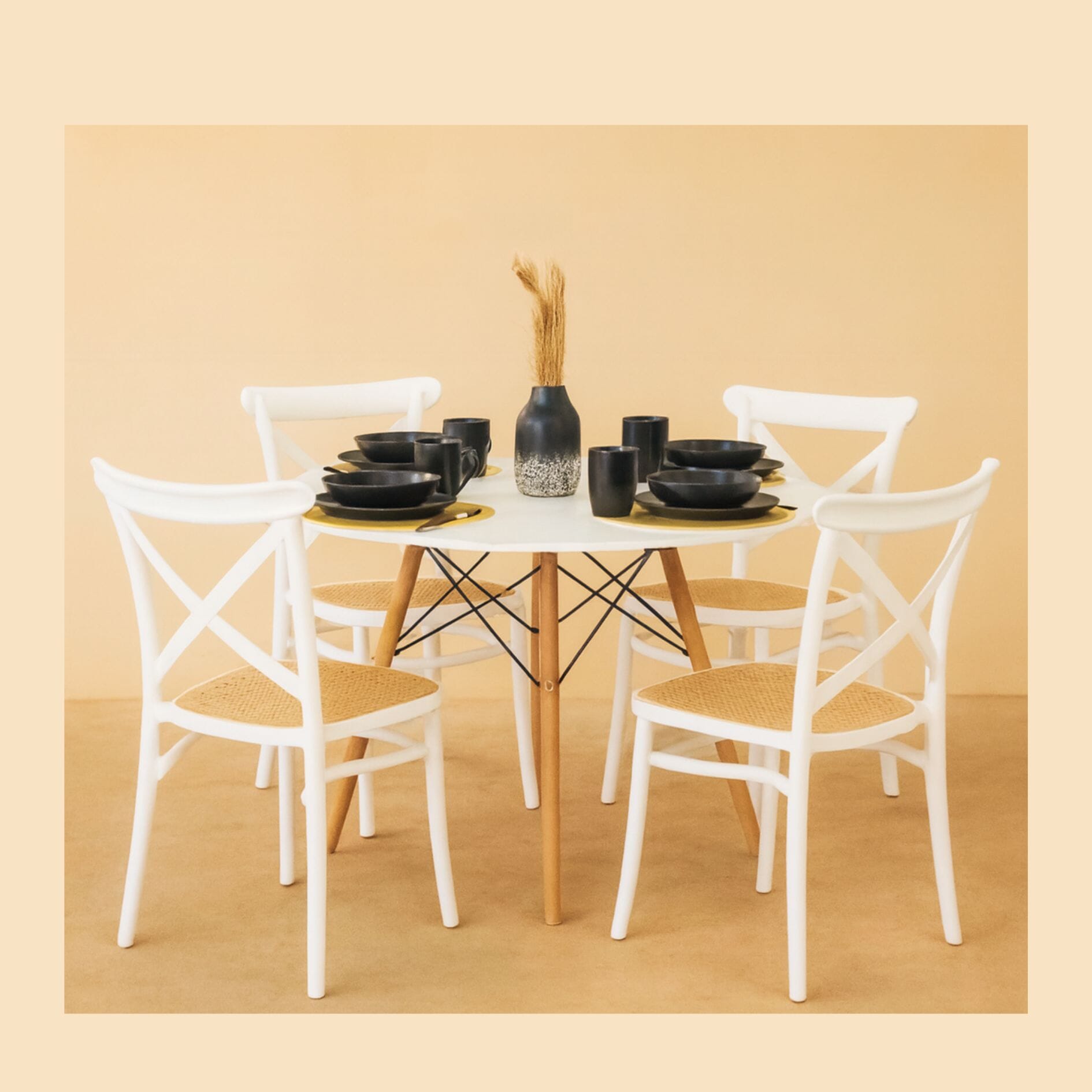 Juego de comedor Eames 4 sillas
