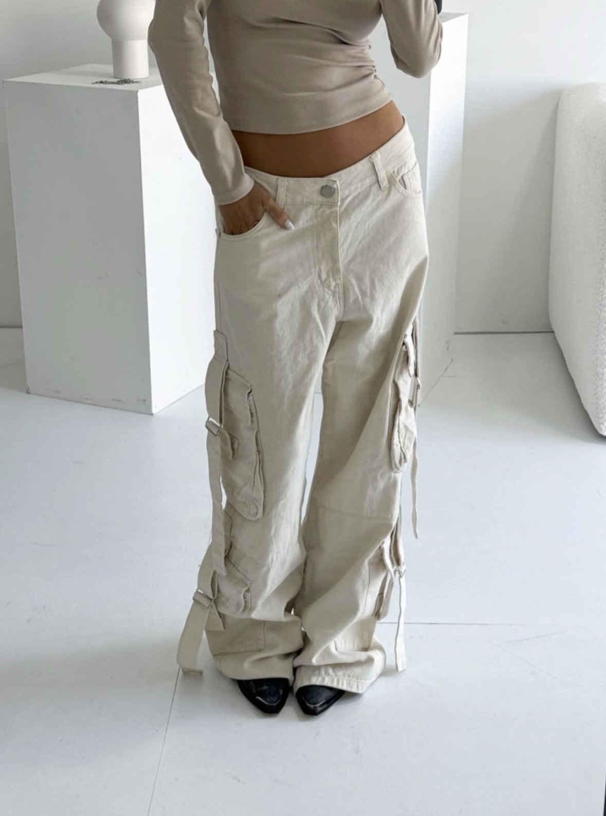 Wide leg cargo