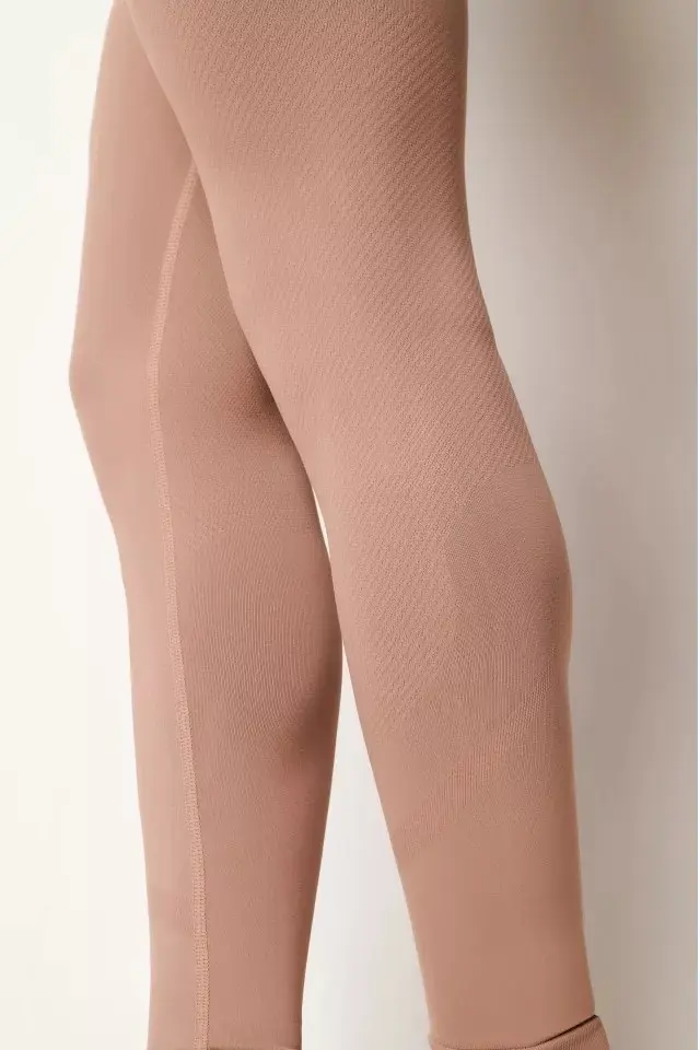 CALZA SEAMLESS ULTRA FIT