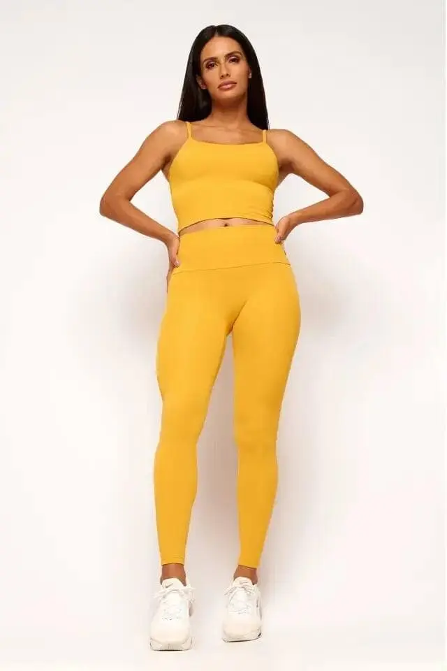 CONJUNTO TOP REGATA + CALZA OUTDOOR