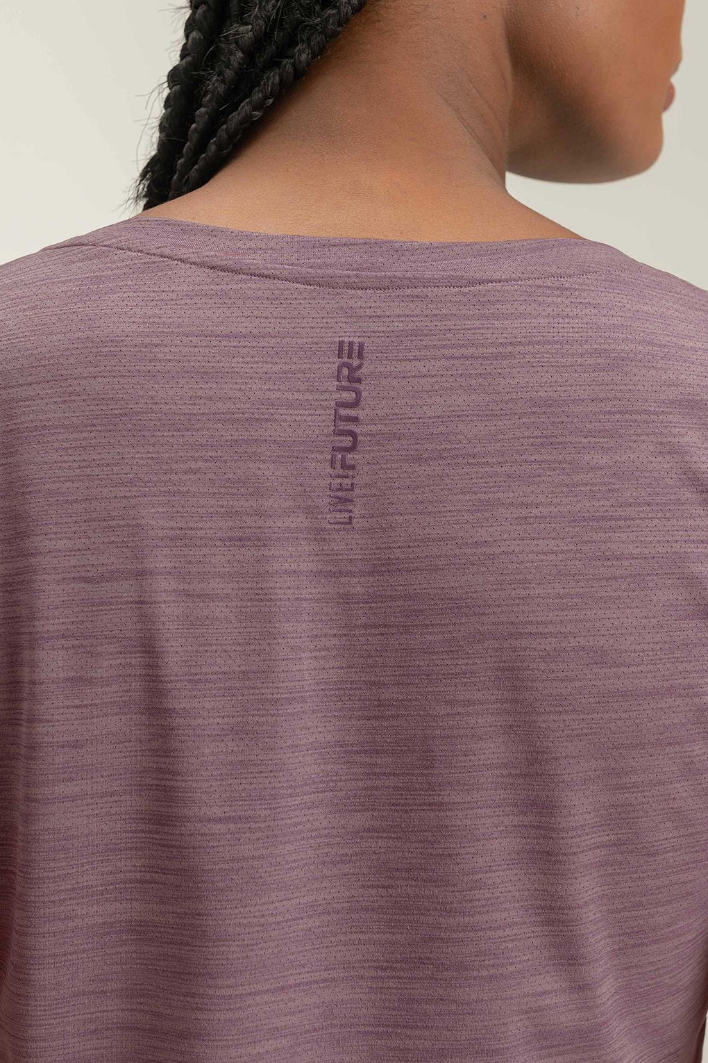 REMERA FIT LIVE