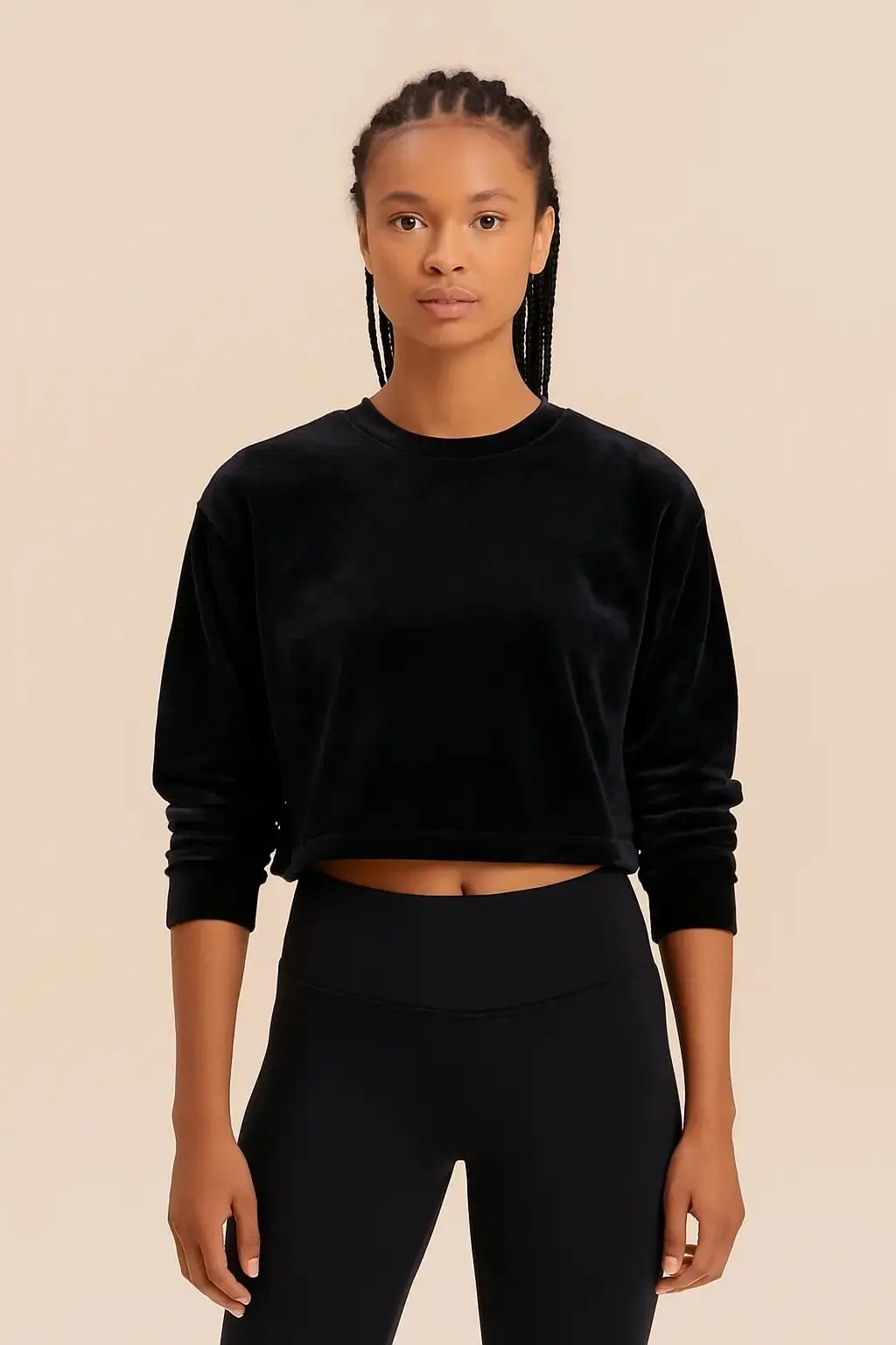 BUZO CROPPED PLUSH TRENA