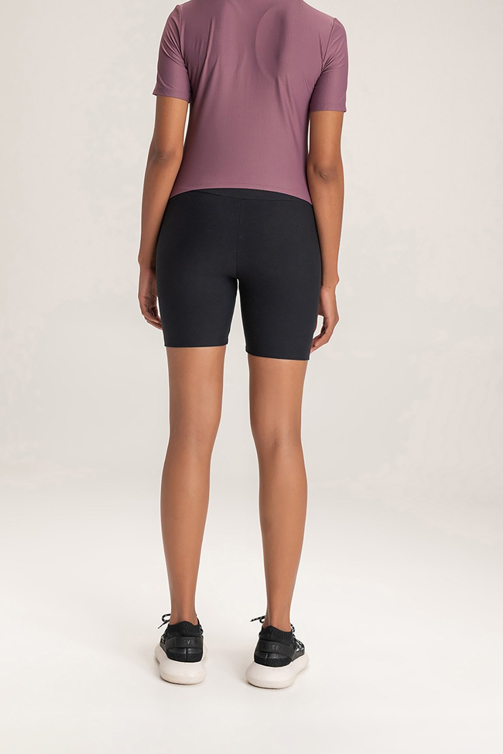 REMERA CROPPED RIB